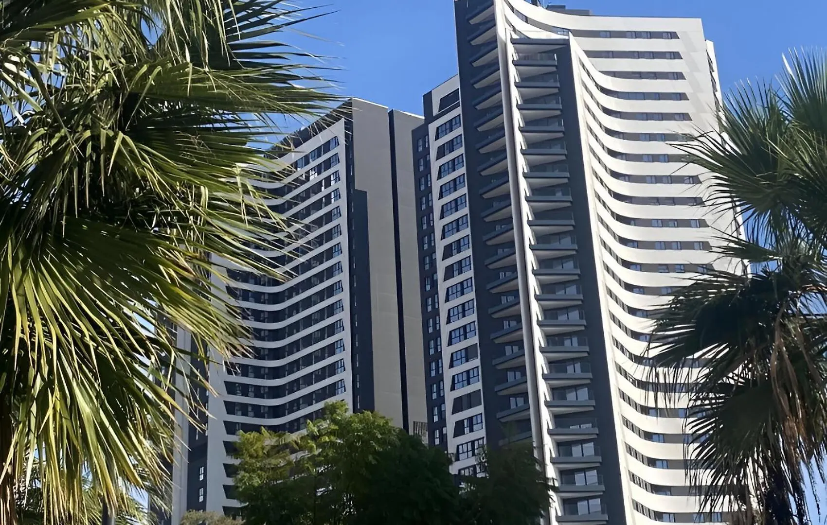 Pando Apartments 1 Bed 25D Floor Malaga