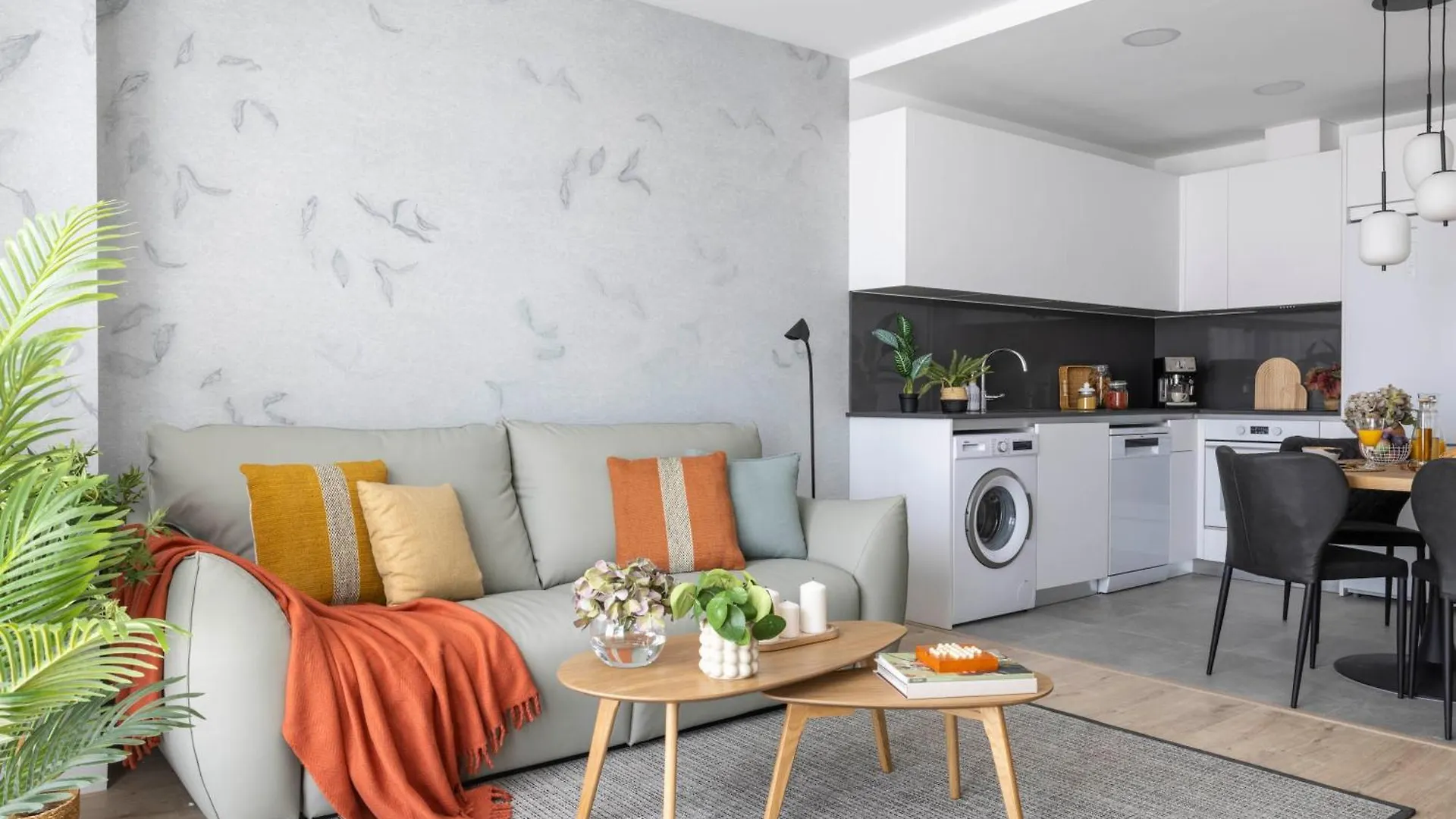 Pando Apartments 1 Bed 25D Floor Malaga