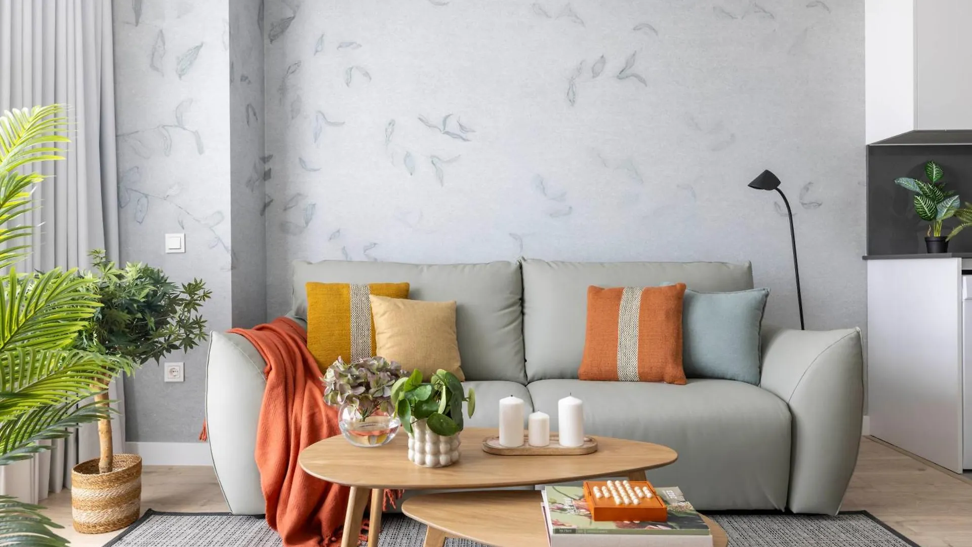 Pando Apartments 1 Bed 25D Floor Malaga