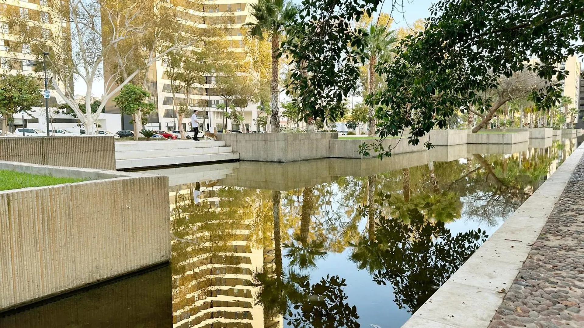 Pando Apartments 1 Bed 25D Floor Malaga