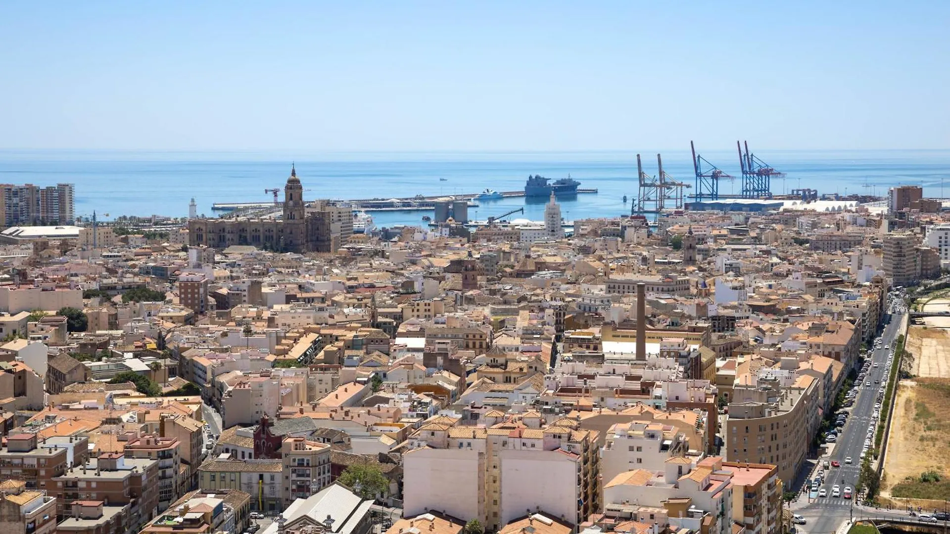 Pando Apartments 1 Bed 25D Floor Malaga Spain