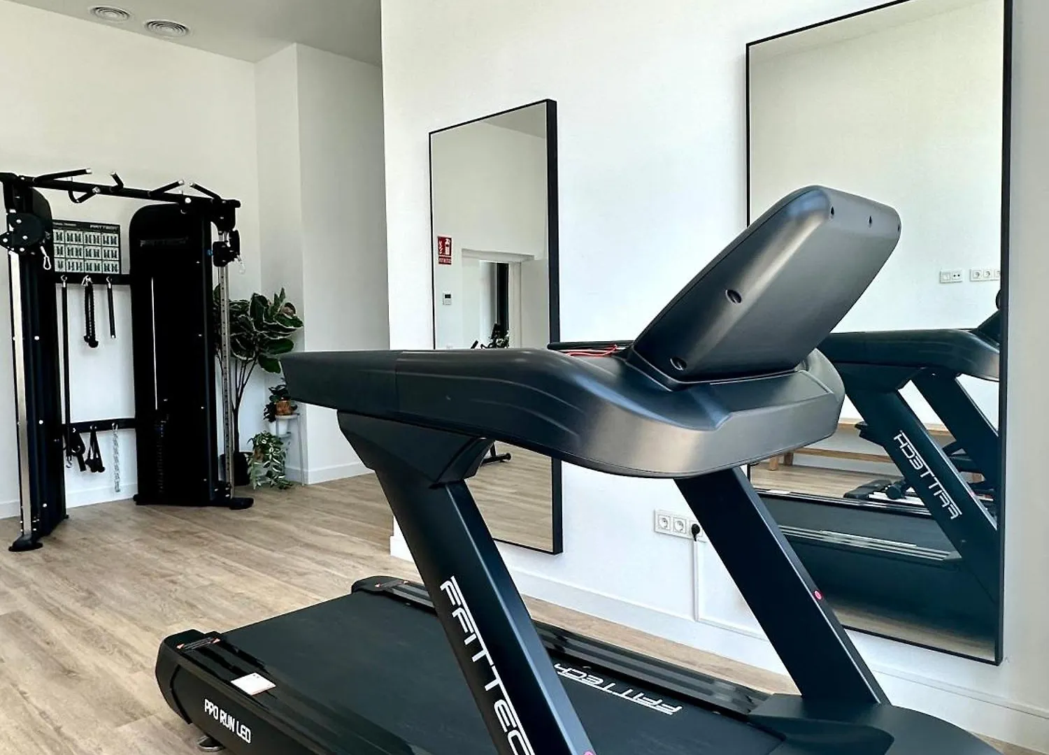 Pando Apartments 1 Bed 25D Floor Malaga